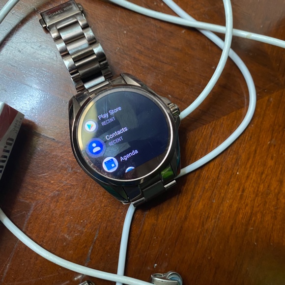 Mk access Bradshaw smart watch - Picture 3 of 4